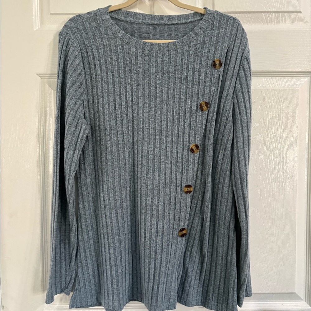 Gray Ribbed Women's Top with Button Accents
